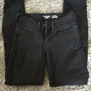 Black Low-rise Jeggings